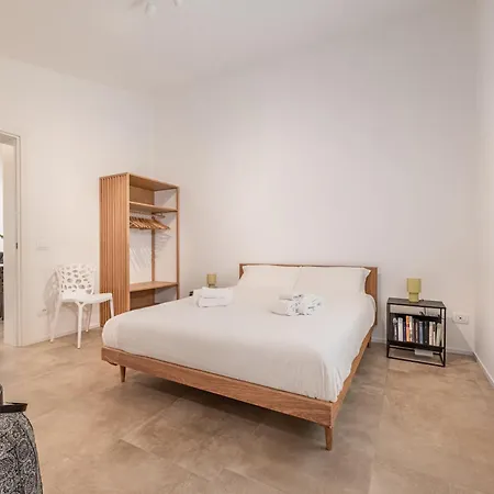 Modern In With Garden - Easy Parking * פאדובה